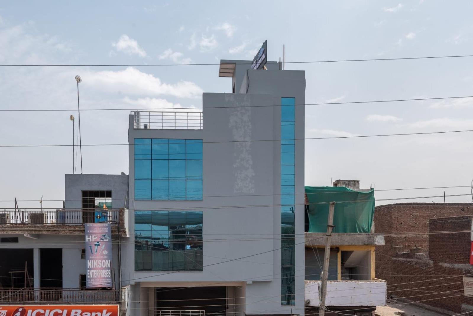 The Setu Hotel & Resorts Faridabad Esterno foto
